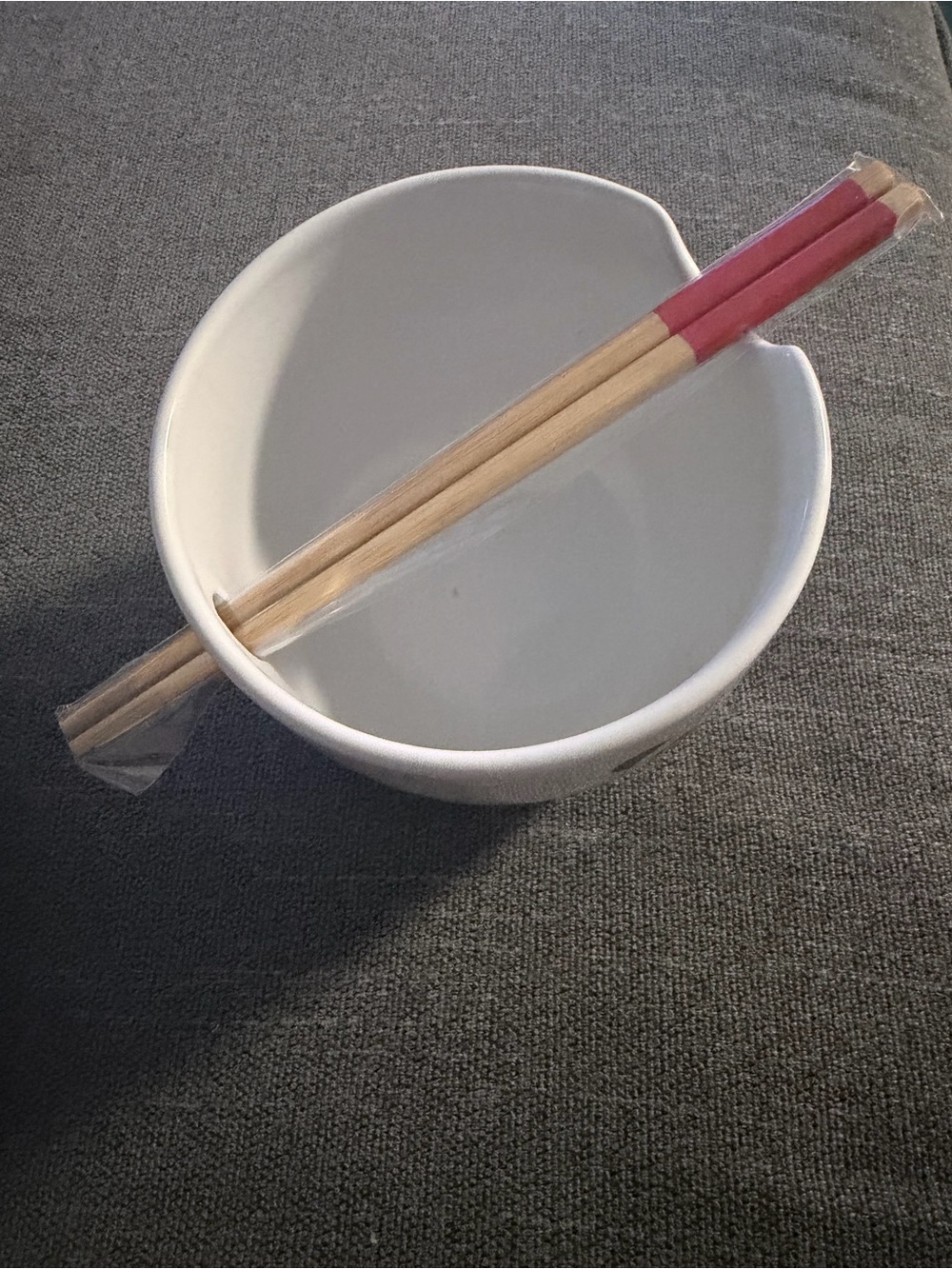 Panda Stoneware Noodle Bowl with Chopsticks – Microwave & Dishwasher Safe - Picture 3 of 9